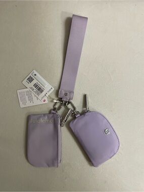 lululemon athletica NWT Dual Pouch Wristlet Strap Key & Accessory Holder Lilac